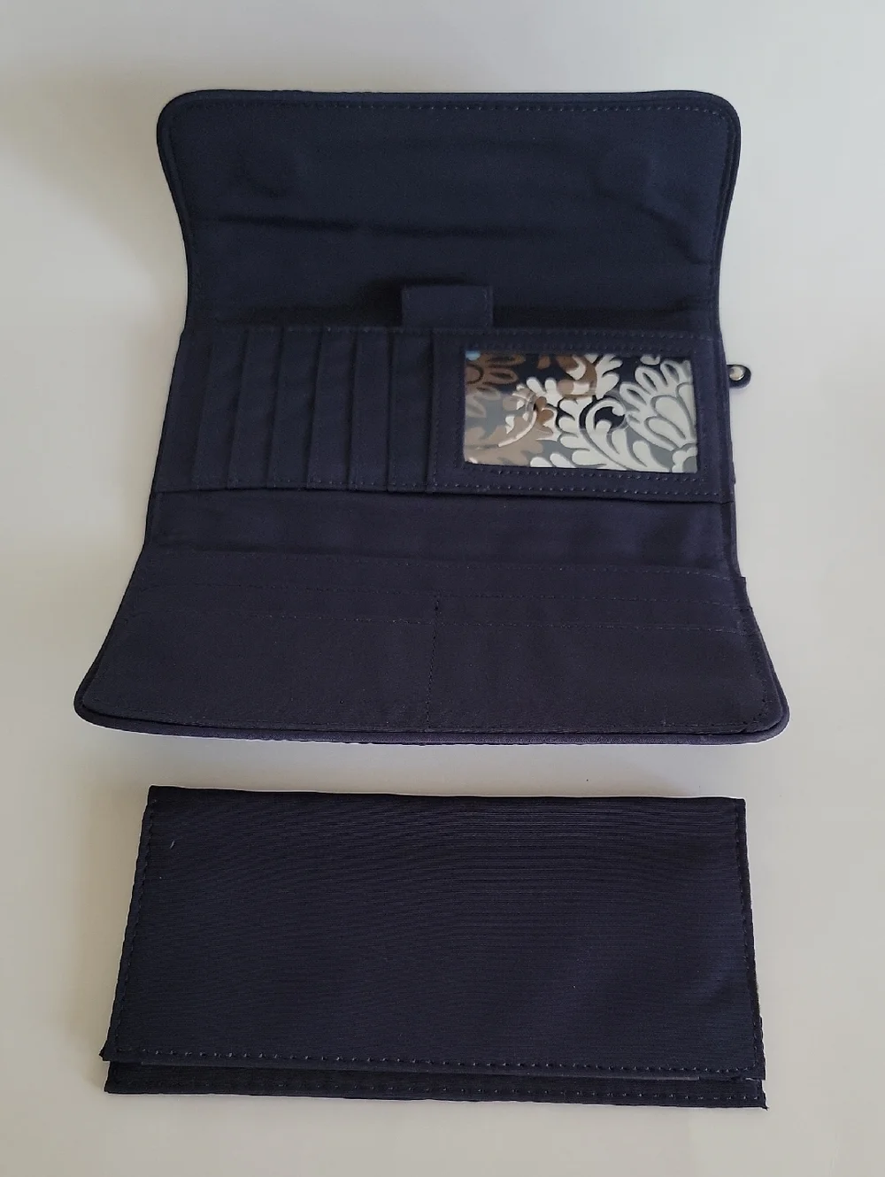 VERA BRADLEY DARK NAVY BLUE TRIFOlD CHECKBOOK WALLET - Picture 7 of 10